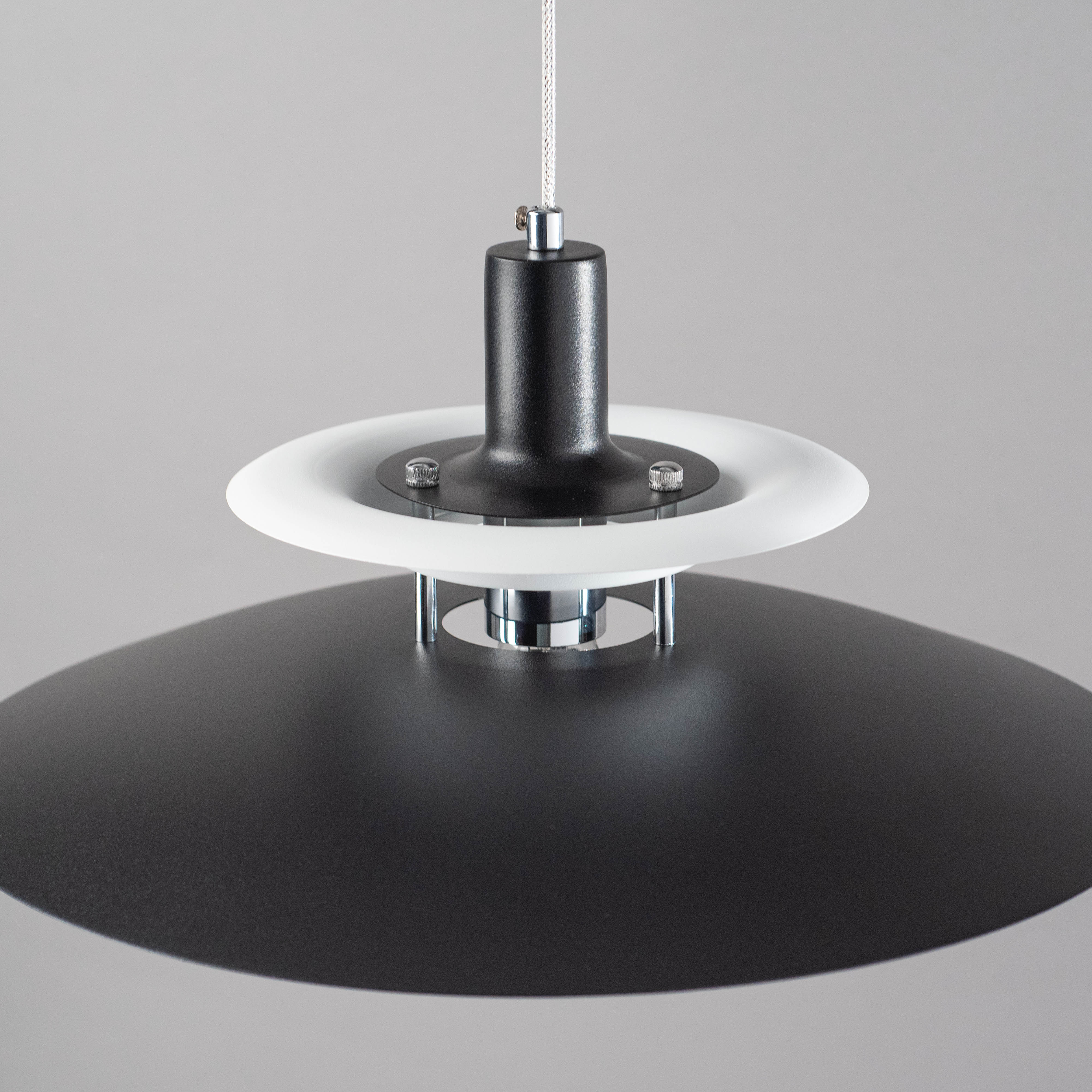 Cтильный подвесной светильник Skandilight Black